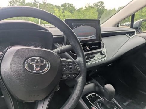 Certified 2024 Toyota Corolla LE FWD image 33