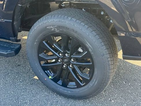 Used 2026 Ford F150 Lariat w/ Equipment Group 502A High AWD/4WD image 9