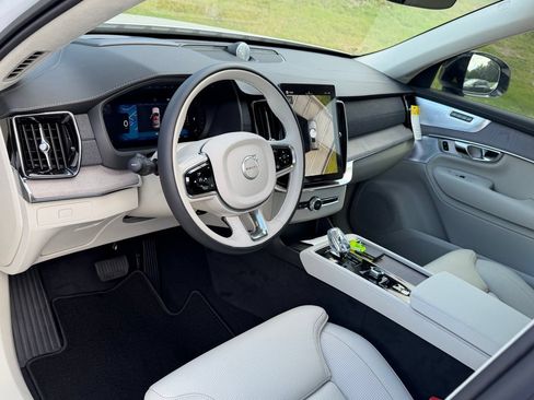 New 2026 Volvo XC90 B6 Ultra w/ Lounge Package AWD/4WD image 12