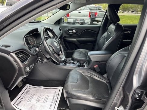 Used 2020 Jeep Cherokee Limited AWD/4WD image 19