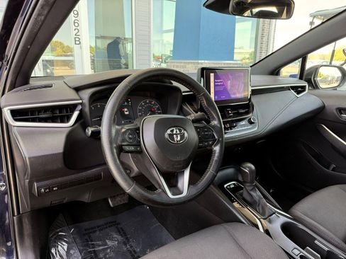 Used 2023 Toyota Corolla SE w/ SE Premium Package FWD image 19