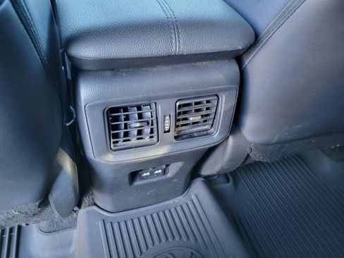 Used 2021 Toyota RAV4 XSE w/ XSE Grade Weather Package AWD/4WD image 14
