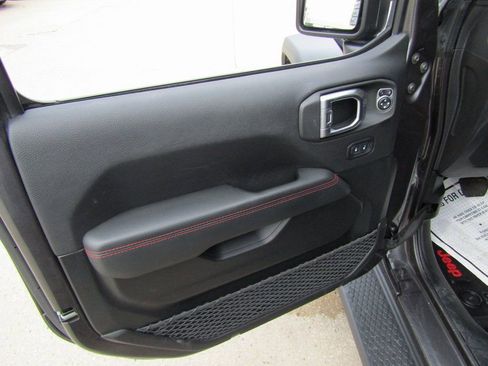 Used 2021 Jeep Wrangler Unlimited Rubicon image 21