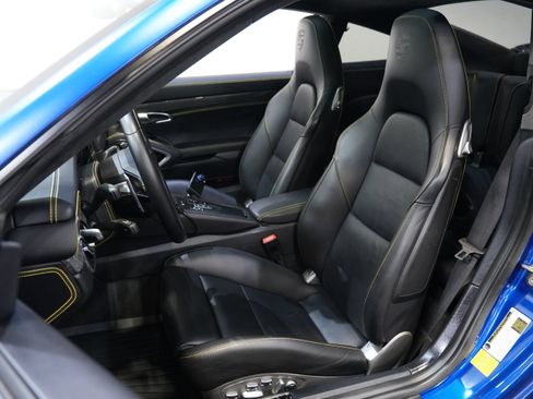 Used 2019 Porsche 911 Turbo S AWD/4WD image 34