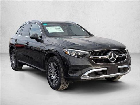 Used 2026 Mercedes-Benz GLC 300 4MATIC image 6