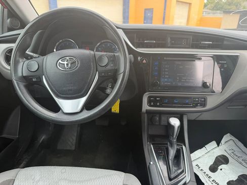 Used 2017 Toyota Corolla LE w/ LE Premium Package FWD image 18