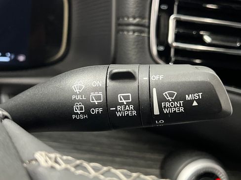 Used 2024 Jeep Wagoneer Series II w/ Flexible Seating Group image 52