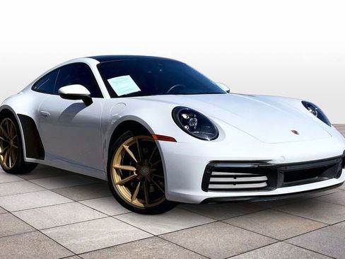 Used 2020 Porsche 911 Carrera S RWD image 2