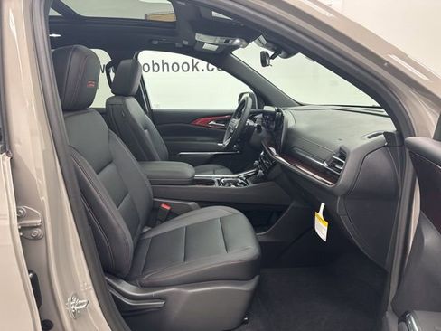 New 2026 Chevrolet Traverse Z71 w/ Driver Confidence Package AWD/4WD image 31