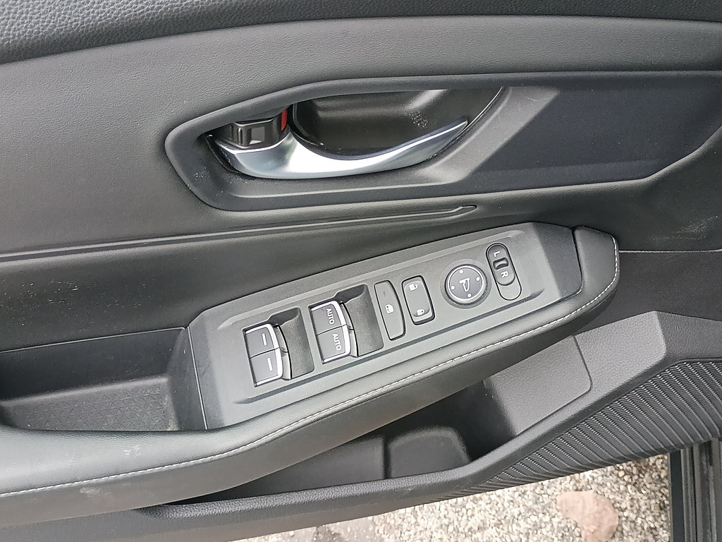 Certified 2024 Honda Accord Sport image 17