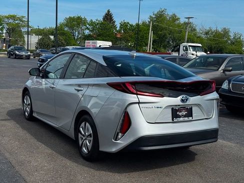 Used 2017 Toyota Prius Prime Plus FWD image 8