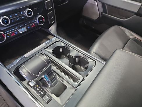 Certified 2022 Ford F150 Lariat w/ Equipment Group 502A High image 24