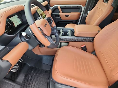 New 2026 Land Rover Defender 110 OCTA AWD/4WD image 21
