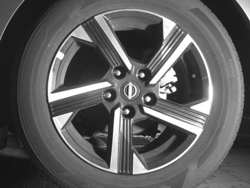 Used 2025 Nissan Sentra SV image 14