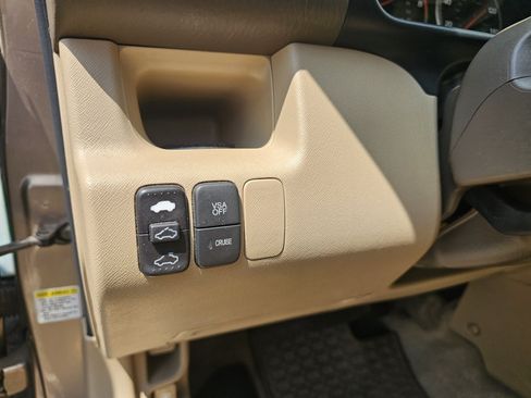 Used 2005 Honda CR-V EX image 13