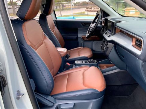 Used 2024 Ford Maverick Lariat image 8