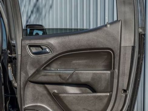 Used 2018 Chevrolet Colorado ZR2 image 40