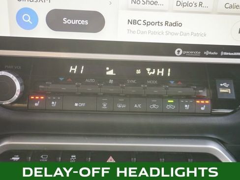 Used 2022 Toyota Tundra Platinum image 18