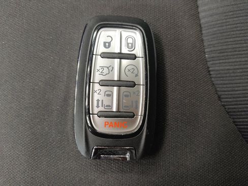 Used 2023 Chrysler Voyager LX FWD image 32