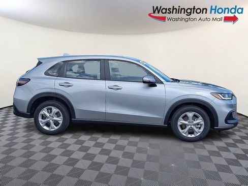 Certified 2023 Honda HR-V LX image 7