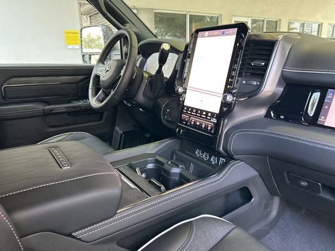 New 2026 RAM 2500 Limited image 31