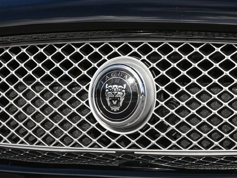 Used 2007 Jaguar XKR R image 38