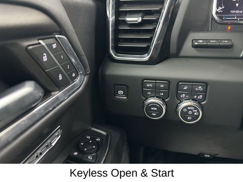 Used 2024 GMC Sierra 1500 Denali w/ Technology Package image 38