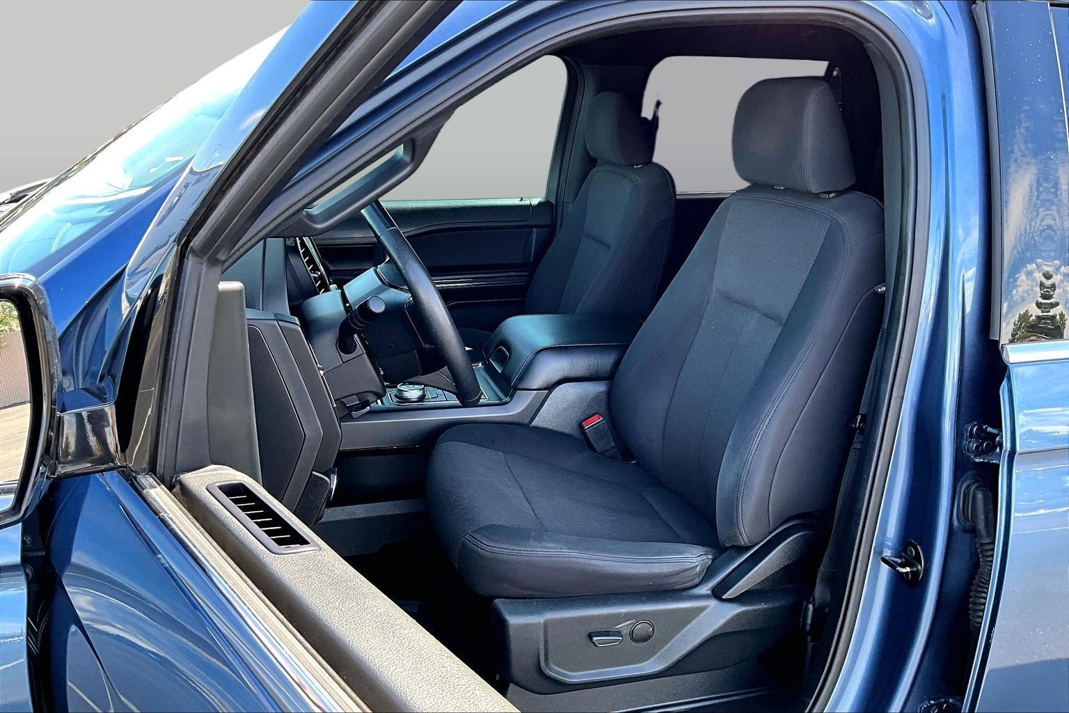 Used 2020 Ford Expedition Max XL AWD/4WD image 25