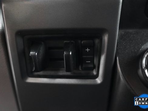 Used 2017 Ford F550 2WD Crew Cab Super Duty image 33