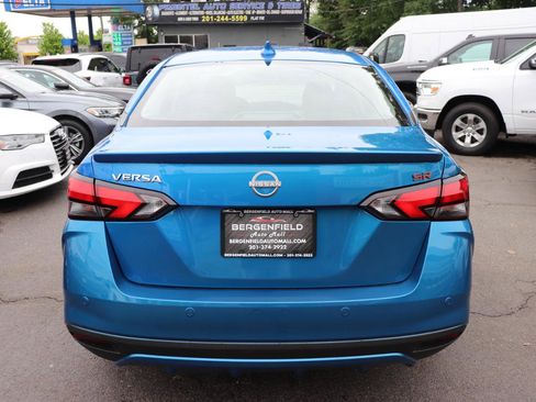 Used 2024 Nissan Versa SR FWD image 4