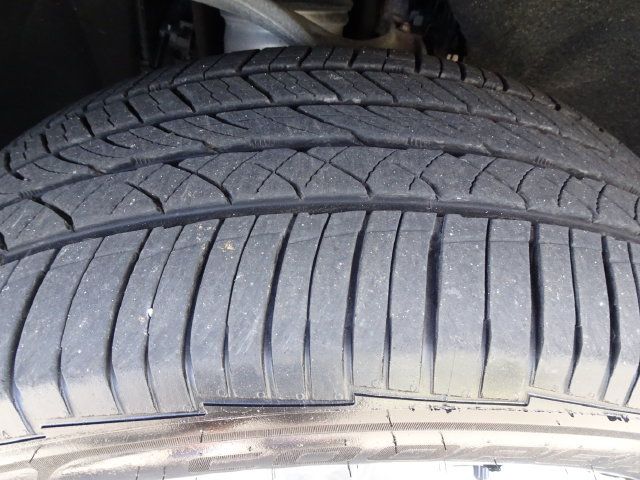 Used 2022 Cadillac Escalade Premium Luxury w/ Performance Package AWD/4WD image 43