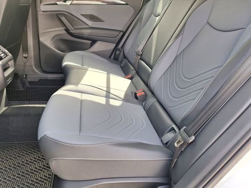 New 2026 Volkswagen Tiguan SE image 23