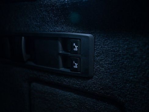 Used 2023 BMW iX xDrive50 w/ Ultimate Package 2 image 39