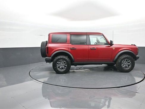 New 2025 Ford Bronco Badlands image 8