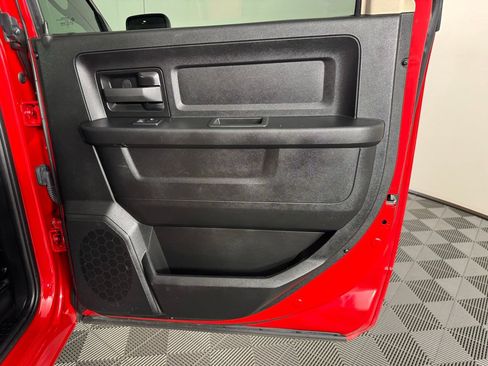 Used 2023 RAM 1500 Tradesman w/ Chrome Appearance Group AWD/4WD image 33