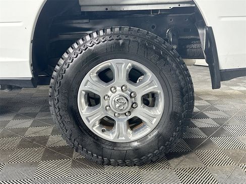 Used 2023 RAM 2500 Big Horn w/ Level 1 Equipment Group image 34