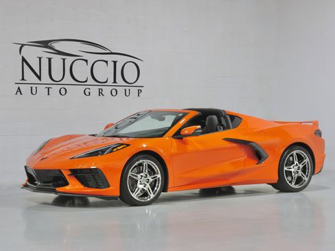 Used 2021 Chevrolet Corvette Stingray Premium Cpe w/ Z51 Performance Package image 1