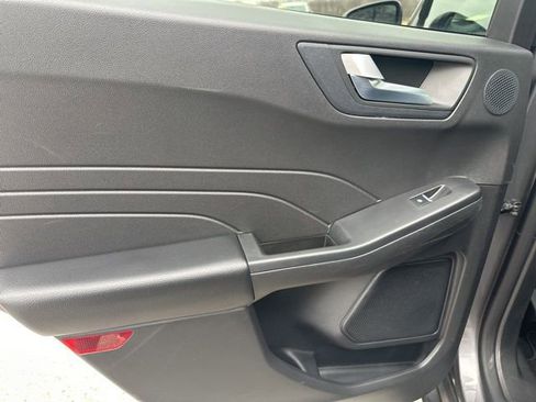 Used 2024 Ford Escape ST-Line Select w/ Tech Pack #2 image 49