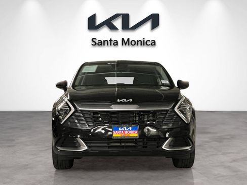 Certified 2025 Kia Sportage LX image 8