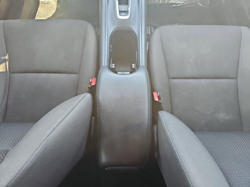 Used 2021 Honda HR-V LX image 22