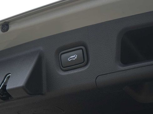 Used 2023 Hyundai Santa Fe SEL image 26