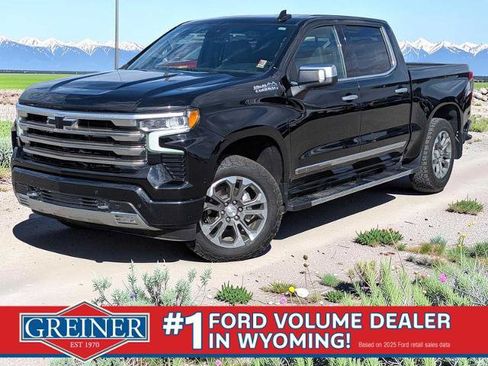 Used 2022 Chevrolet Silverado 1500 High Country w/ Z71 Off-Road Package AWD/4WD image 1