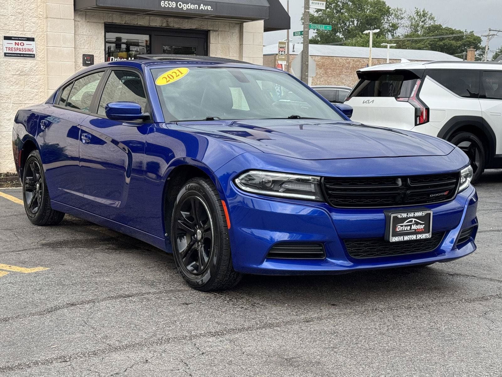 Used 2021 Dodge Charger SXT w/ Leather Interior Group RWD image 12
