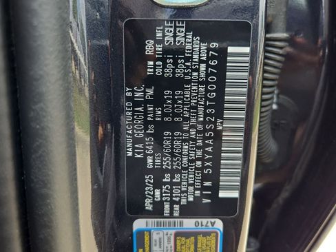 Certified 2026 Kia EV9 Light RWD image 33