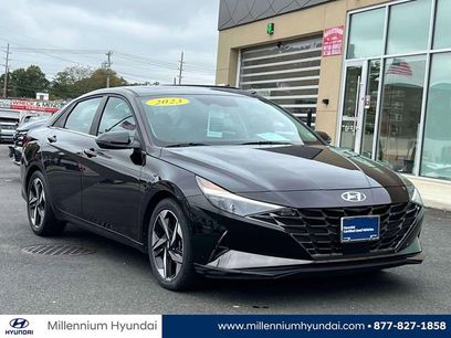 Certified 2023 Hyundai Elantra Limited