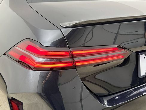 New 2027 BMW M5 w/ Carbon Package AWD/4WD image 12
