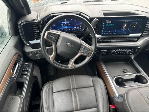 Used 2024 Chevrolet Silverado 3500 High Country w/ Midnight Edition AWD/4WD image 17