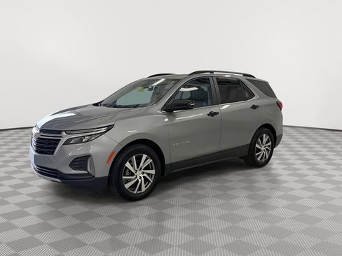 Used 2024 Chevrolet Equinox LT FWD image 6