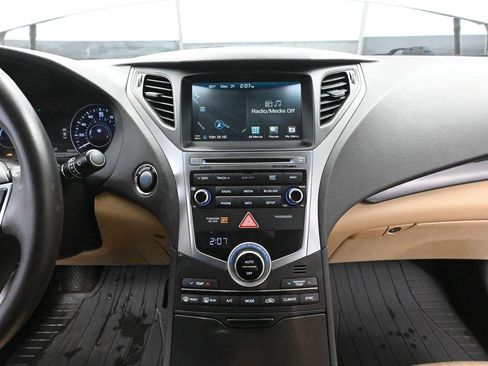 Used 2016 Hyundai Azera image 30