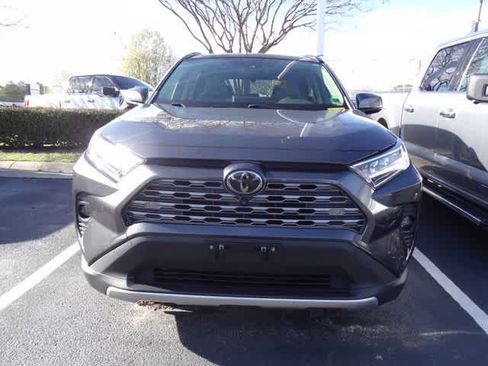 Used 2021 Toyota RAV4 Limited image 2